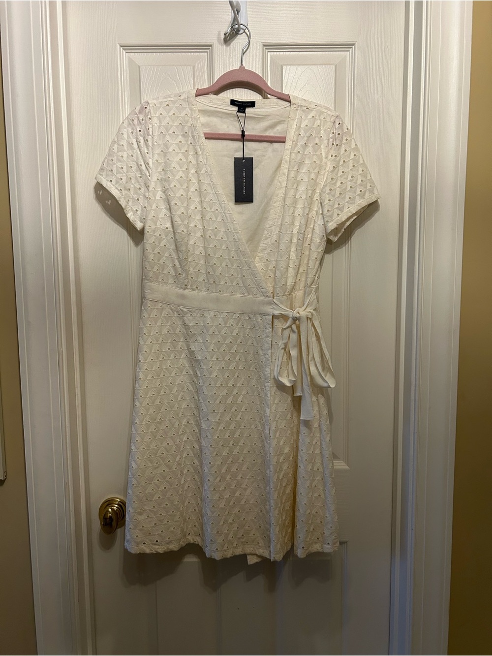 NWT Tommy Hilfiger White Eyelet Wrap Dress